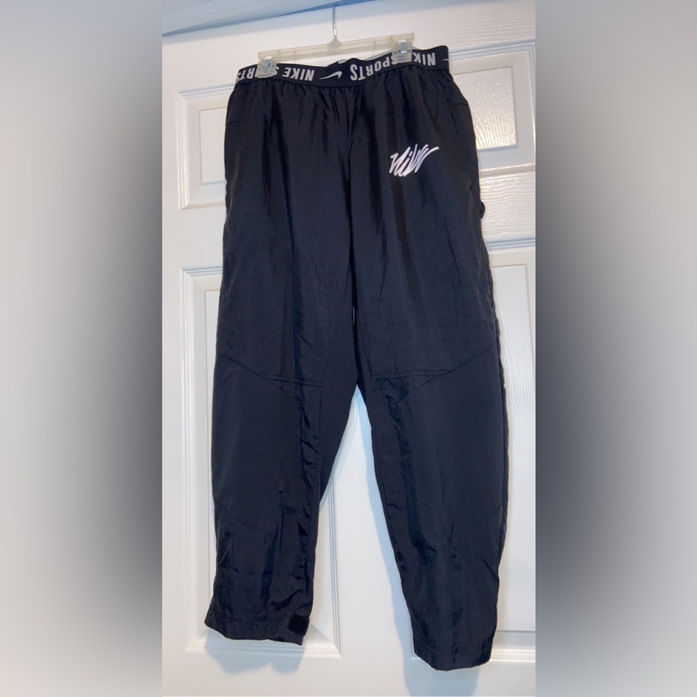 Mens Nike Windrunner Size Small